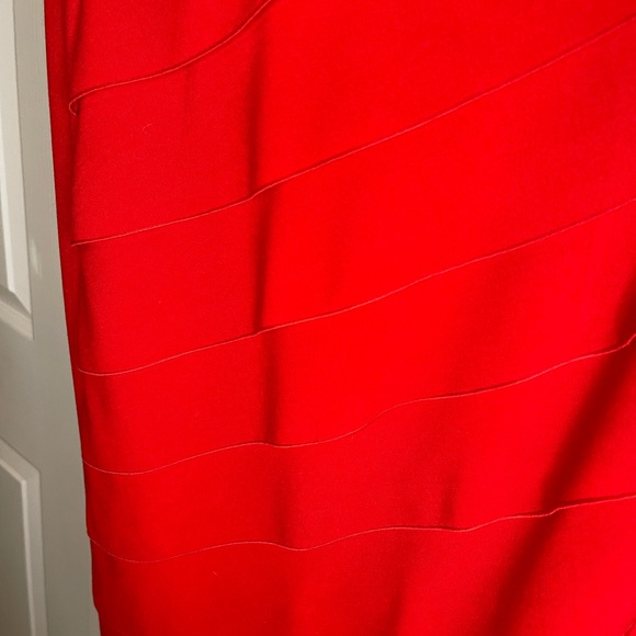 CALVIN KLEIN Red Asymmetric Ruffle Sleeveless Sheath Dress - Picture 4 of 16